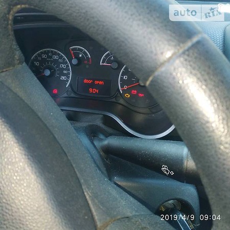 Fiat Doblo 2010  випуску Херсон з двигуном 1.3 л дизель мінівен механіка за 8700 долл. 