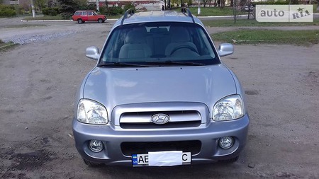 Hyundai Santa Fe 2004  випуску Дніпро з двигуном 2 л дизель позашляховик механіка за 7000 долл. 