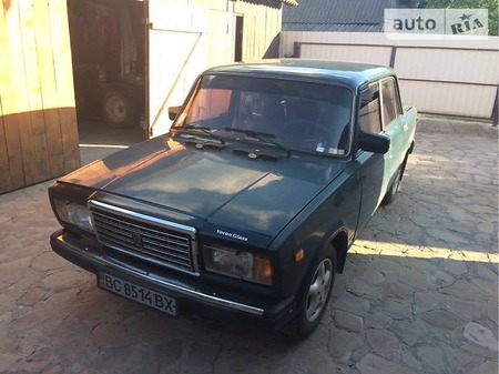 Lada 2107 2004  випуску Львів з двигуном 1.5 л газ седан механіка за 1850 долл. 