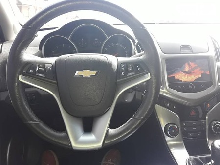 Chevrolet Cruze 2014  випуску Київ з двигуном 1.8 л бензин хэтчбек механіка за 9700 долл. 