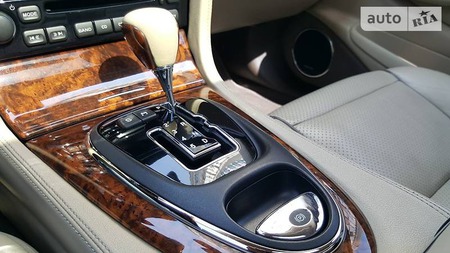 Jaguar XJ 8 2008  випуску Київ з двигуном 4.2 л бензин седан автомат за 25000 долл. 