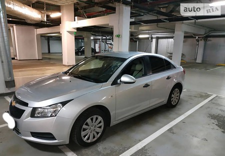 Chevrolet Cruze 2011  випуску Запоріжжя з двигуном 1.8 л бензин седан автомат за 8500 долл. 