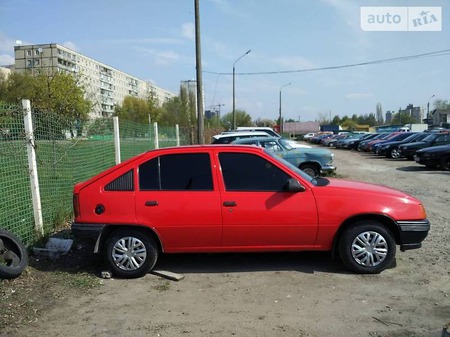 Opel Kadett 1988  випуску Київ з двигуном 1.3 л бензин хэтчбек механіка за 2000 долл. 