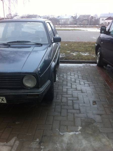 Volkswagen Golf 1987  випуску Івано-Франківськ з двигуном 1.3 л газ купе механіка за 1650 долл. 