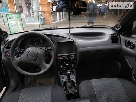 Daewoo Lanos 2006  випуску Чернігів з двигуном 1.5 л газ седан механіка за 3400 долл. 