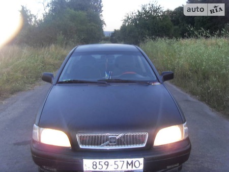 Volvo S40 1997  випуску Львів з двигуном 2 л  седан автомат за 3000 євро 