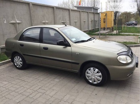 Daewoo Lanos 2007  випуску Хмельницький з двигуном 1.4 л газ седан механіка за 3550 долл. 