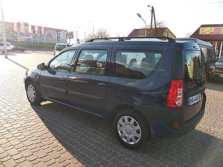 Dacia Logan MCV 2008  випуску Рівне з двигуном 1.6 л газ універсал механіка за 6200 долл. 