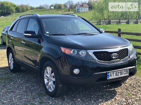 KIA Sorento 2012  випуску Чернівці з двигуном 2 л дизель позашляховик механіка за 15500 долл. 