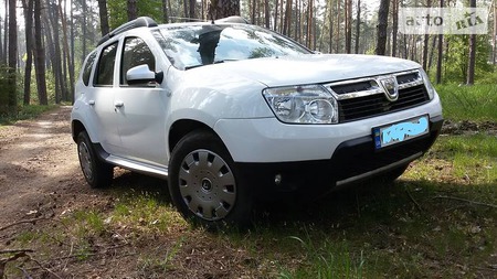 Dacia Duster 2012  випуску Черкаси з двигуном 1.5 л дизель позашляховик механіка за 10350 долл. 