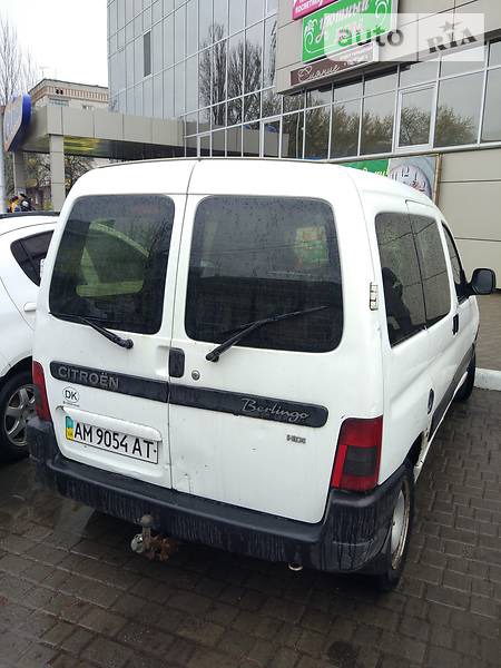 Citroen Berlingo 2003  випуску Житомир з двигуном 2 л дизель мінівен механіка за 4300 долл. 