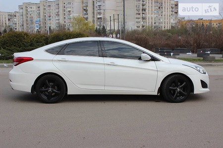 Hyundai i40 2013  випуску Львів з двигуном 1.7 л дизель седан механіка за 9950 долл. 