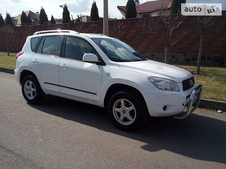 Toyota RAV 4 2008  випуску Рівне з двигуном 2.2 л дизель позашляховик механіка за 10850 долл. 