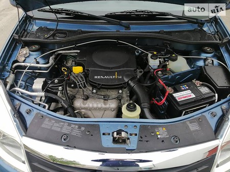 Dacia Sandero 2009  випуску Луганськ з двигуном 1.4 л бензин хэтчбек механіка за 6600 долл. 