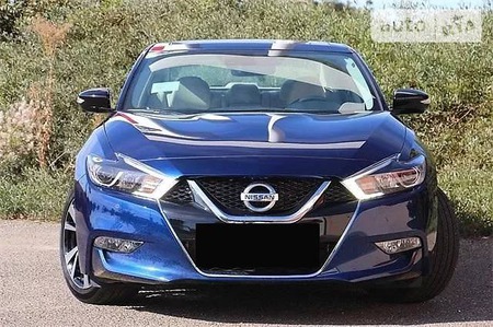 Nissan Maxima 2018  випуску Київ з двигуном 3.5 л бензин седан автомат за 26000 долл. 