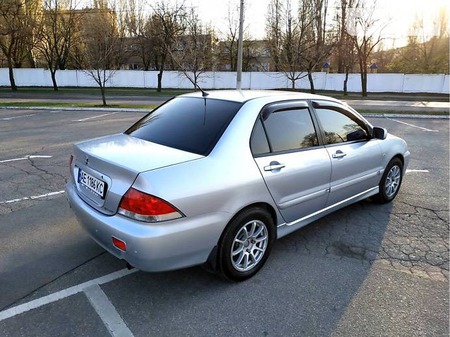 Mitsubishi Lancer 2006  випуску Дніпро з двигуном 1.6 л газ седан автомат за 6200 долл. 