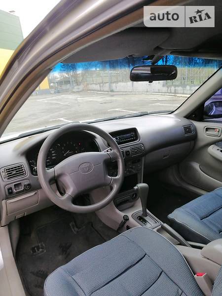 Toyota Corolla 1998  випуску Кропивницький з двигуном 1.3 л газ хэтчбек автомат за 3450 долл. 