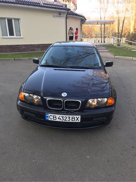 BMW 318 1999  випуску Чернігів з двигуном 1.9 л газ седан механіка за 4550 долл. 