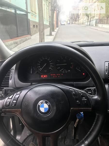BMW X5 2001  випуску Чернівці з двигуном 3 л газ позашляховик автомат за 10000 долл. 