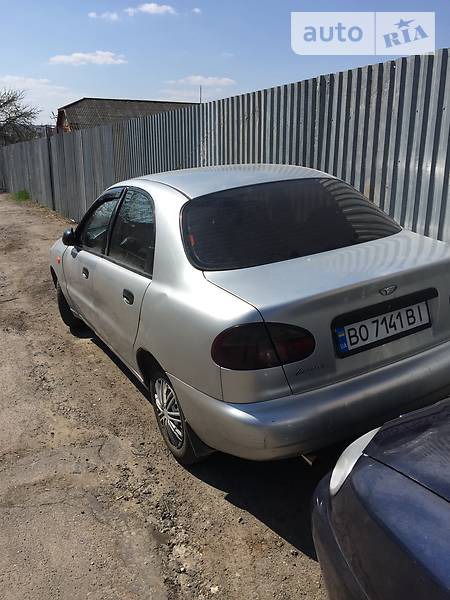 Daewoo Lanos 2006  випуску Хмельницький з двигуном 1.5 л газ седан механіка за 2350 долл. 