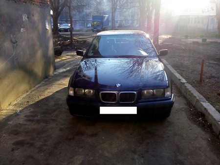BMW 316 1998  випуску Одеса з двигуном 1.6 л бензин купе механіка за 750 долл. 