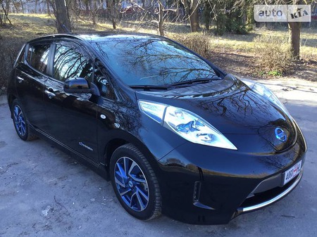 Nissan Leaf 2014  випуску Тернопіль з двигуном 0 л електро хэтчбек автомат за 12999 долл. 