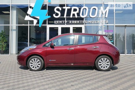 Nissan Leaf 2016  випуску Харків з двигуном 0 л електро хэтчбек автомат за 16300 долл. 