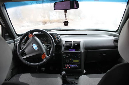 Lada 2110 2001  випуску Луганськ з двигуном 0 л газ седан механіка за 2000 долл. 