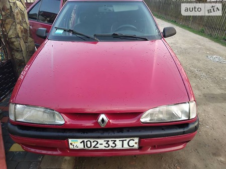 Renault 19 1993  випуску Львів з двигуном 1.8 л газ седан механіка за 2650 долл. 