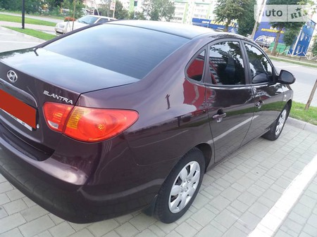 Hyundai Elantra 2008  випуску Хмельницький з двигуном 1.6 л бензин седан механіка за 6700 долл. 