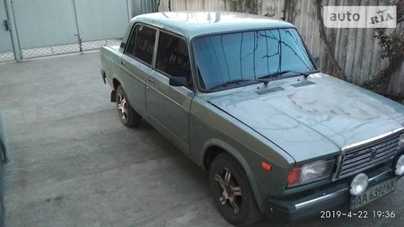 Lada 2107 2007  випуску Запоріжжя з двигуном 1.5 л газ седан механіка за 1800 долл. 