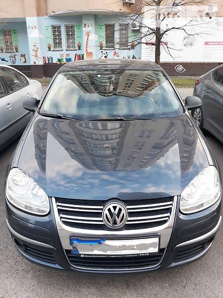 Volkswagen Jetta 2008  випуску Київ з двигуном 0 л  седан  за 7800 долл. 