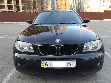BMW 116 2007  випуску Київ з двигуном 1.6 л бензин хэтчбек механіка за 9200 долл. 