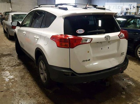 Toyota RAV 4 2015  випуску Харків з двигуном 2.5 л бензин позашляховик автомат за 8000 долл. 