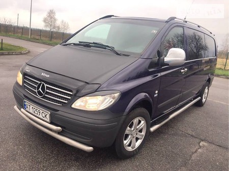 Mercedes-Benz Vito 2006  випуску Івано-Франківськ з двигуном 2.2 л дизель  механіка за 9900 долл. 