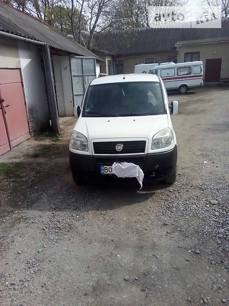 Fiat Doblo 2007  випуску Тернопіль з двигуном 1.6 л газ мінівен механіка за 5800 долл. 