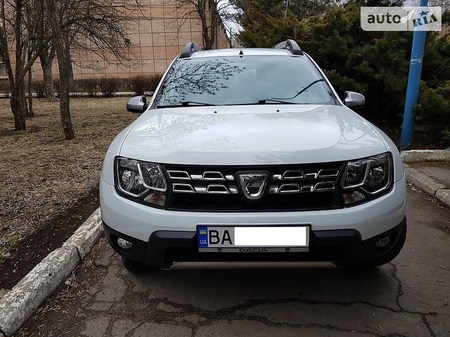 Dacia Duster 2015  випуску Кропивницький з двигуном 0 л  позашляховик  за 13700 долл. 