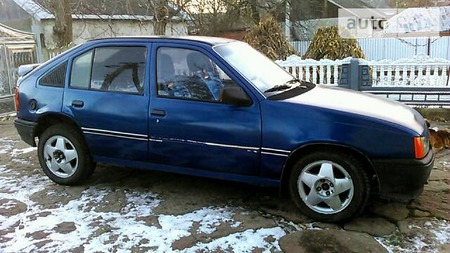 Opel Kadett 1986  випуску Івано-Франківськ з двигуном 1.3 л бензин хэтчбек механіка за 1350 долл. 