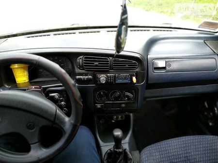 Volkswagen Vento 1993  випуску Львів з двигуном 1.8 л газ седан механіка за 2850 долл. 