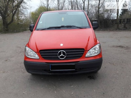 Mercedes-Benz Vito 2006  випуску Львів з двигуном 2.2 л дизель мінівен механіка за 9800 долл. 