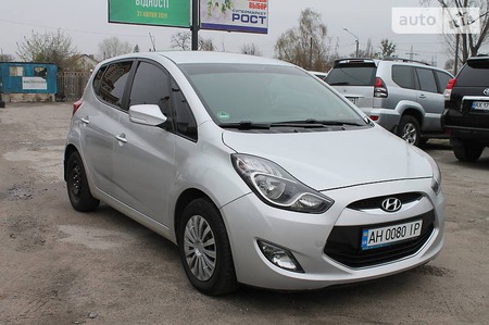 Hyundai ix20 2011  випуску Харків з двигуном 1.6 л дизель хэтчбек механіка за 9800 долл. 
