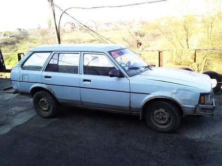 Toyota Corolla 1987  випуску Харків з двигуном 1.8 л дизель універсал механіка за 550 долл. 