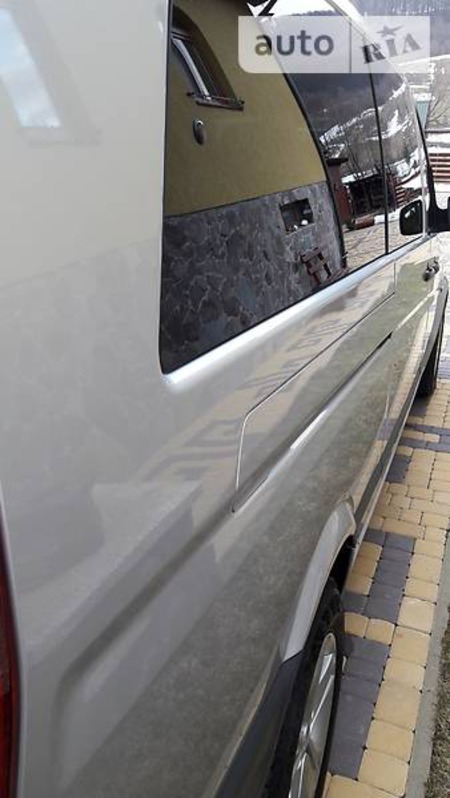 Mercedes-Benz Vito 2014  випуску Ужгород з двигуном 2.2 л дизель універсал автомат за 20999 долл. 