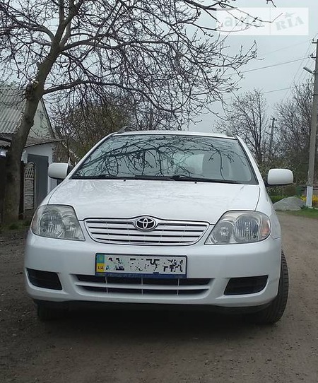 Toyota Corolla 2005  випуску Дніпро з двигуном 1.4 л дизель універсал механіка за 5800 долл. 