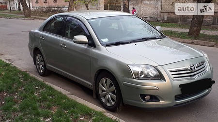 Toyota Avensis 2007  випуску Луганськ з двигуном 1.8 л бензин седан механіка за 7600 долл. 