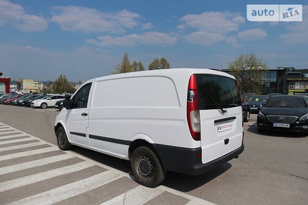 Mercedes-Benz Vito 2005  випуску Харків з двигуном 2.2 л дизель  механіка за 5000 долл. 