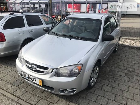 KIA Cerato 2006  випуску Полтава з двигуном 0 л  хэтчбек  за 5300 долл. 