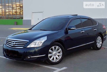 Nissan Teana 2011  випуску Харків з двигуном 3.5 л газ седан автомат за 12450 долл. 