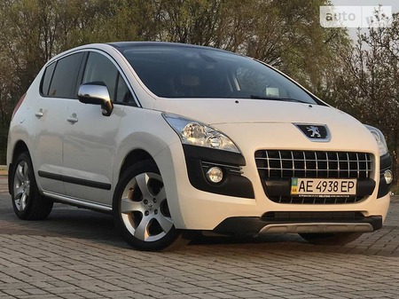Peugeot 3008 2011  випуску Дніпро з двигуном 1.6 л дизель позашляховик автомат за 12000 долл. 