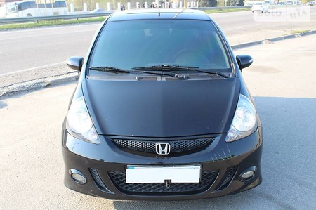 Honda Jazz 2007  випуску Дніпро з двигуном 1.4 л газ хэтчбек автомат за 5999 долл. 